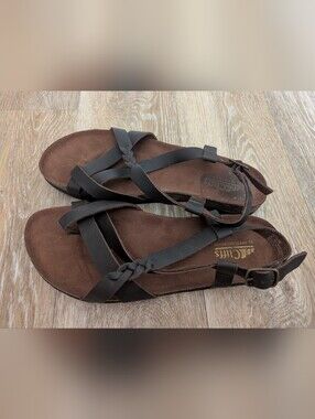 Cliffs by WHITE MOUNTAIN Dark Brown Leather Knot Strap Sandals